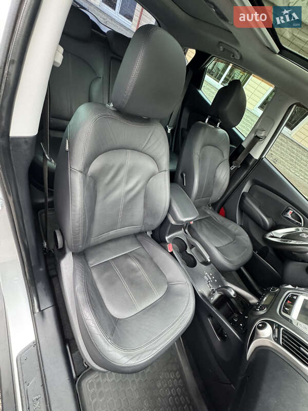 Внедорожник / Кроссовер Hyundai ix35 2012 в Киеве