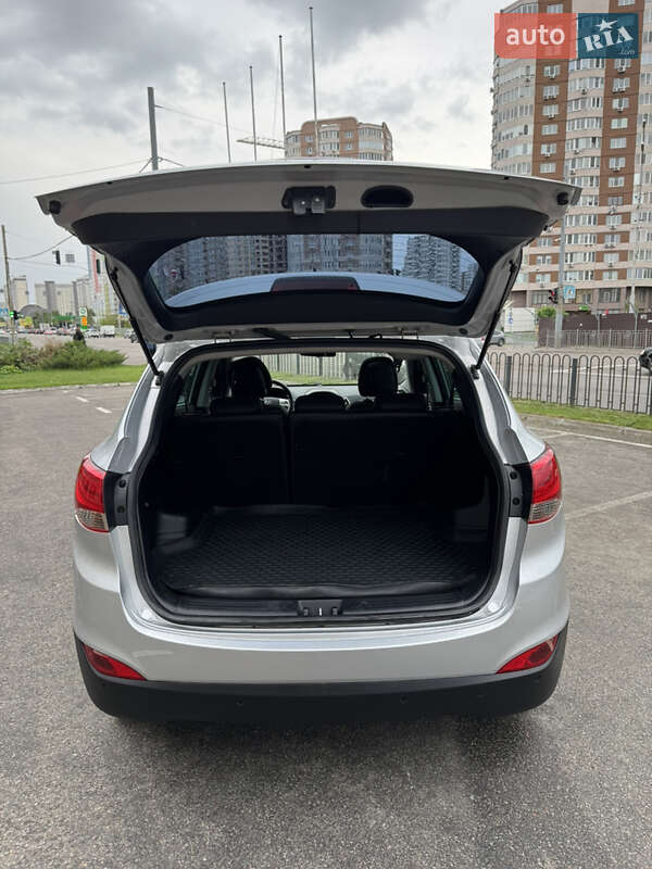 Внедорожник / Кроссовер Hyundai ix35 2012 в Киеве