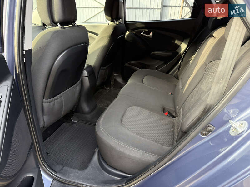 Внедорожник / Кроссовер Hyundai ix35 2012 в Днепре фото 8 Внедорожник / Кроссовер Hyundai ix35 2012 в Днепре