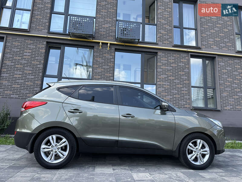 Внедорожник / Кроссовер Hyundai ix35 2011 в Львове