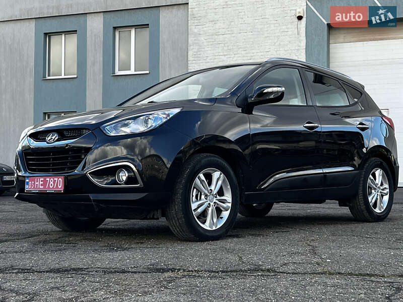 Внедорожник / Кроссовер Hyundai ix35 2010 в Луцке