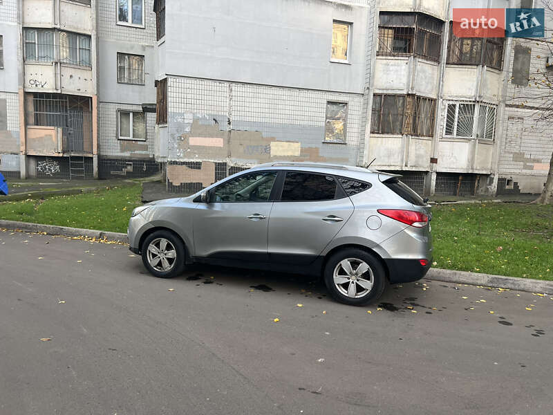 Внедорожник / Кроссовер Hyundai ix35 2012 в Одессе