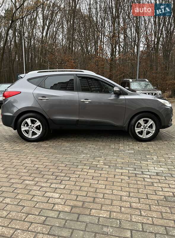 Внедорожник / Кроссовер Hyundai ix35 2011 в Львове