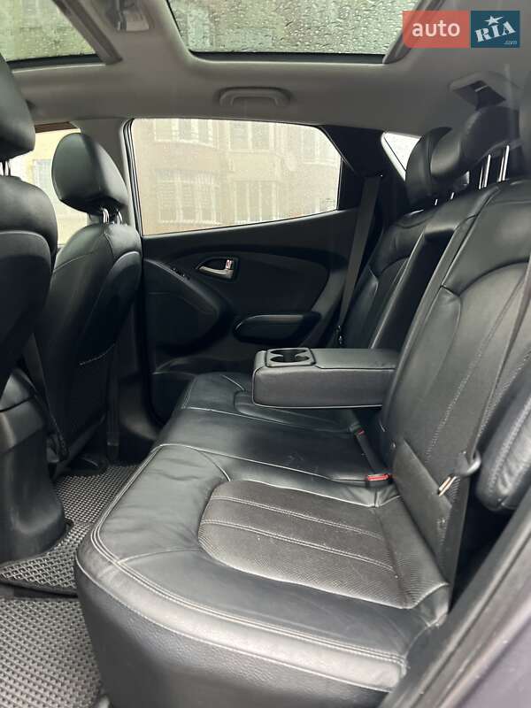 Внедорожник / Кроссовер Hyundai ix35 2011 в Львове