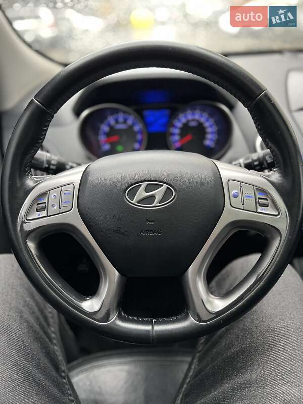 Внедорожник / Кроссовер Hyundai ix35 2011 в Львове