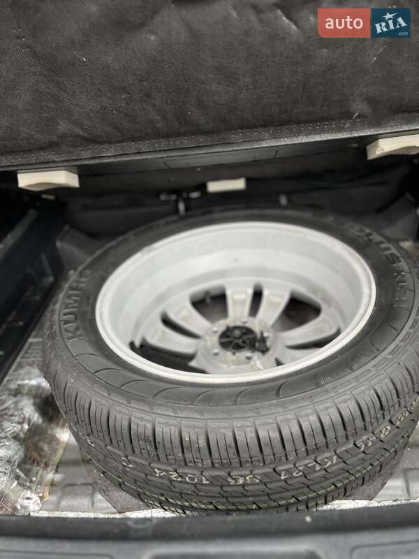 Внедорожник / Кроссовер Hyundai ix35 2011 в Львове