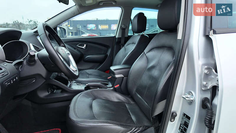 Внедорожник / Кроссовер Hyundai ix35 2011 в Киеве