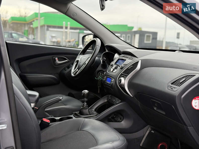 Внедорожник / Кроссовер Hyundai ix35 2011 в Радивилове