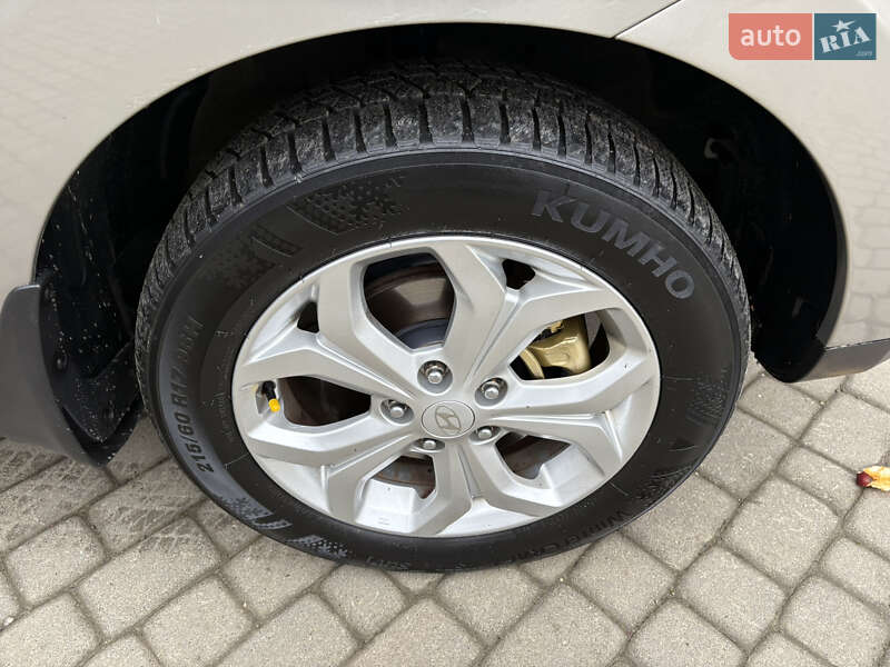 Внедорожник / Кроссовер Hyundai ix35 2010 в Черновцах фото 4 Внедорожник / Кроссовер Hyundai ix35 2010 в Черновцах