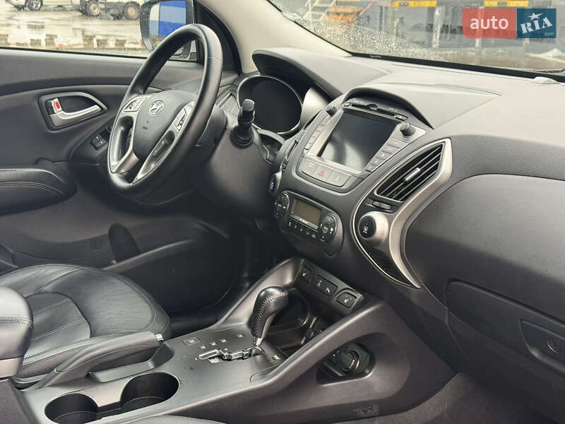 Внедорожник / Кроссовер Hyundai ix35 2015 в Ровно