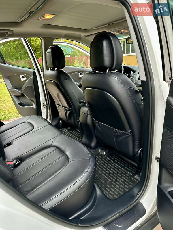 Внедорожник / Кроссовер Hyundai ix35 2013 в Киеве фото 23 Внедорожник / Кроссовер Hyundai ix35 2013 в Киеве