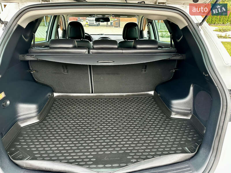 Внедорожник / Кроссовер Hyundai ix35 2013 в Киеве фото 28 Внедорожник / Кроссовер Hyundai ix35 2013 в Киеве