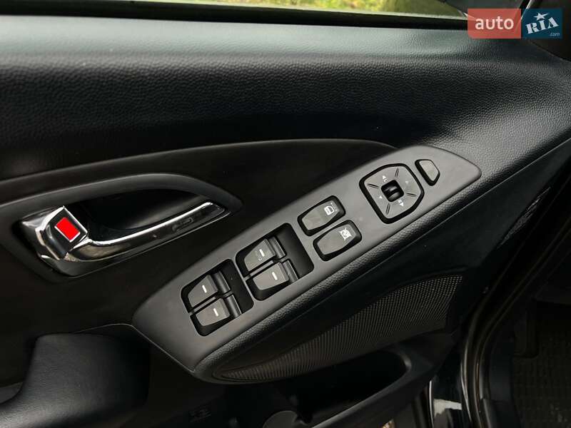 Позашляховик / Кросовер Hyundai ix35 2012 в Бердичеві