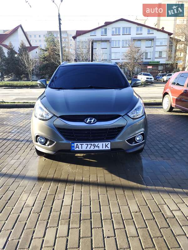 Внедорожник / Кроссовер Hyundai ix35 2010 в Ивано-Франковске фото 7 Внедорожник / Кроссовер Hyundai ix35 2010 в Ивано-Франковске
