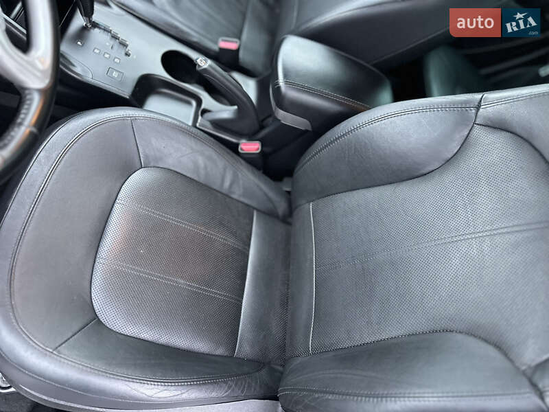 Внедорожник / Кроссовер Hyundai ix35 2012 в Луцке фото 24 Внедорожник / Кроссовер Hyundai ix35 2012 в Луцке