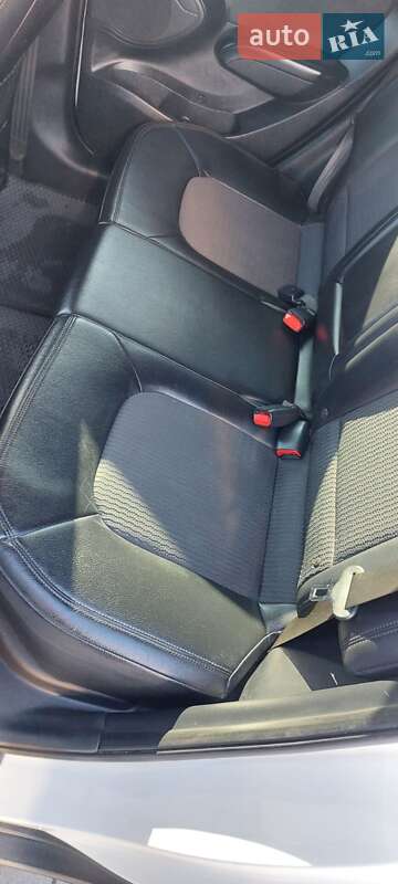 Внедорожник / Кроссовер Hyundai ix35 2010 в Запорожье