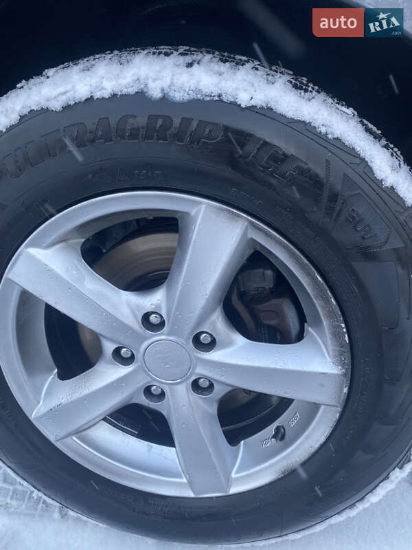 Внедорожник / Кроссовер Hyundai ix35 2011 в Чернигове