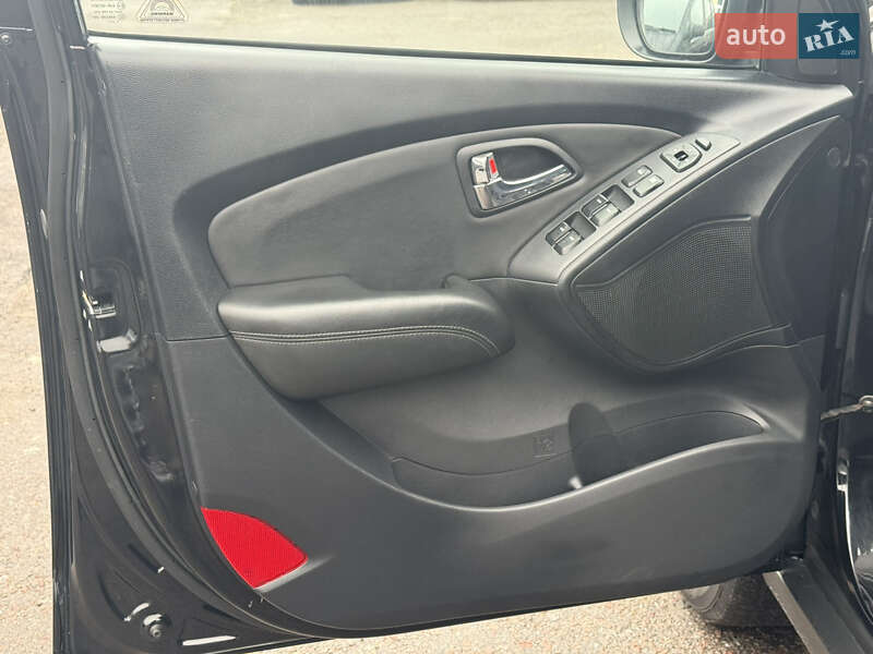 Позашляховик / Кросовер Hyundai ix35 2012 в Рівному