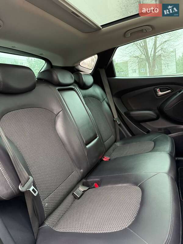 Позашляховик / Кросовер Hyundai ix35 2013 в Луцьку