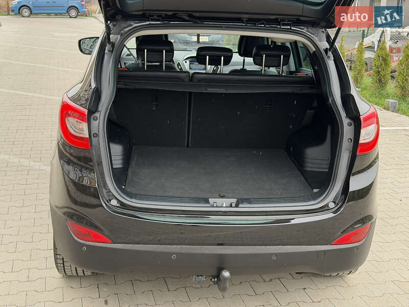 Позашляховик / Кросовер Hyundai ix35 2015 в Луцьку