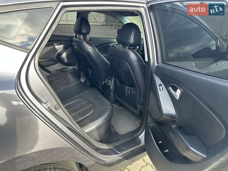 Внедорожник / Кроссовер Hyundai ix35 2013 в Одессе