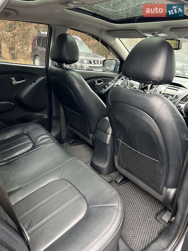 Внедорожник / Кроссовер Hyundai ix35 2011 в Львове