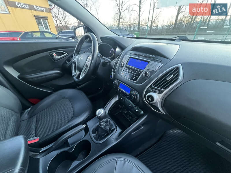 Внедорожник / Кроссовер Hyundai ix35 2010 в Коломые