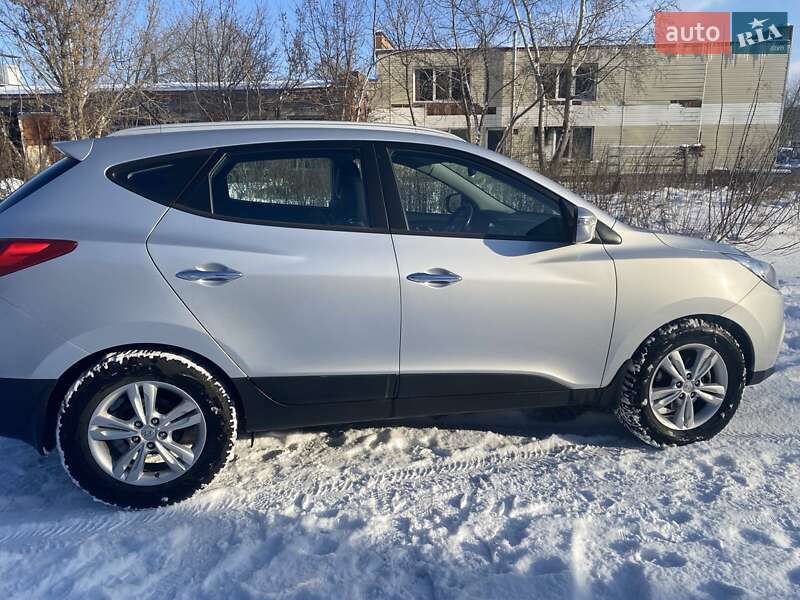 Внедорожник / Кроссовер Hyundai ix35 2012 в Чернигове фото 8 Внедорожник / Кроссовер Hyundai ix35 2012 в Чернигове