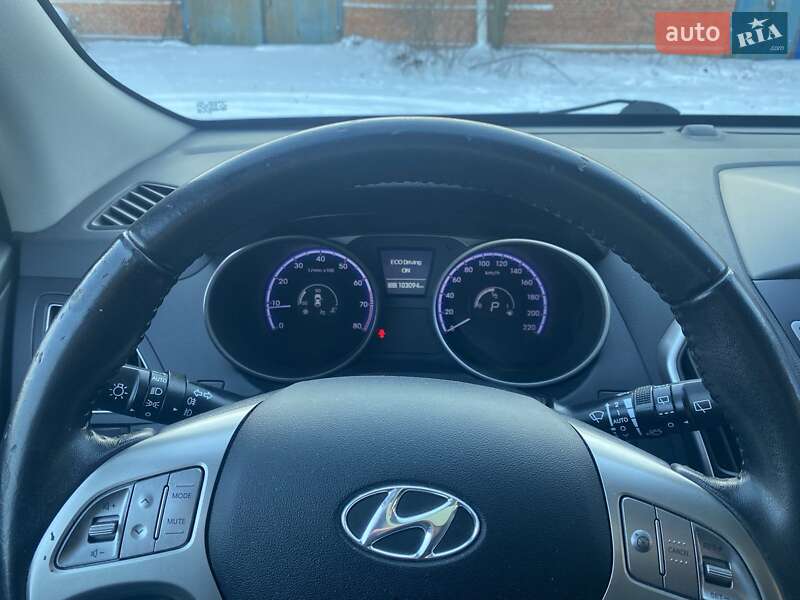 Внедорожник / Кроссовер Hyundai ix35 2012 в Чернигове фото 16 Внедорожник / Кроссовер Hyundai ix35 2012 в Чернигове