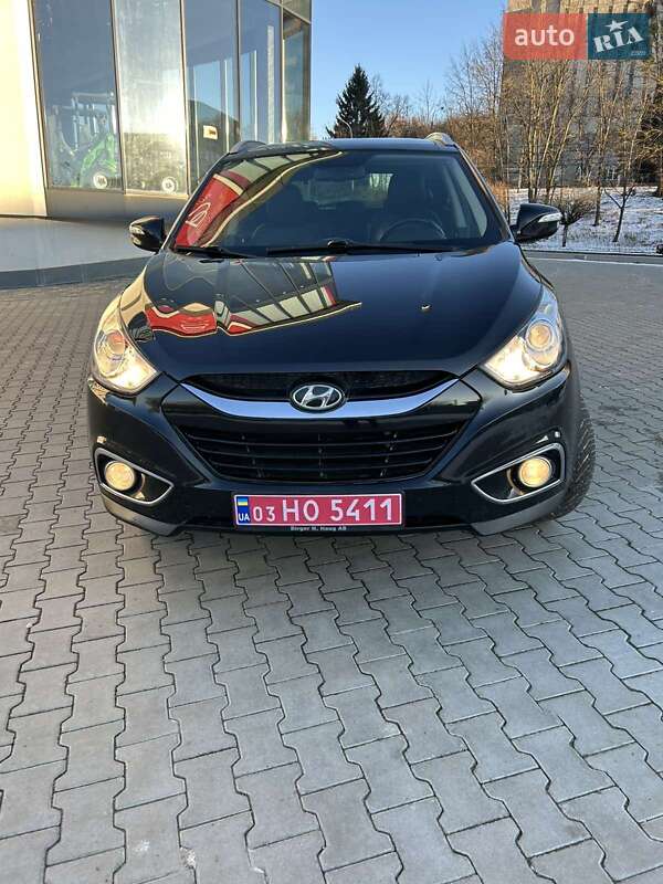 Внедорожник / Кроссовер Hyundai ix35 2011 в Ровно