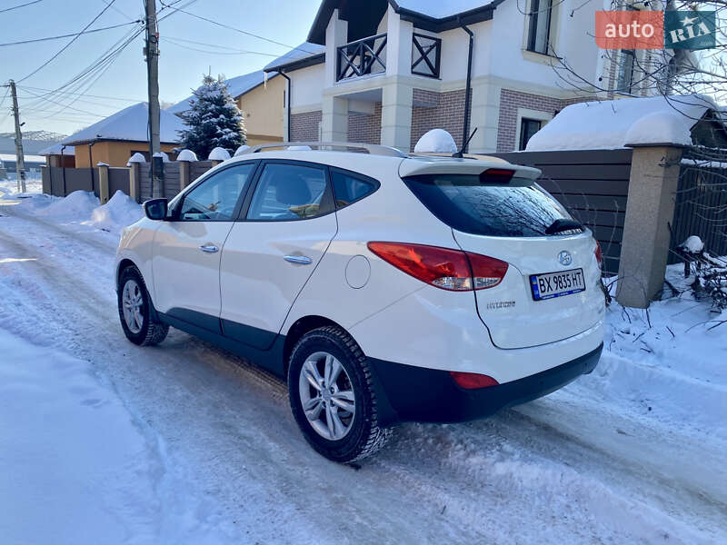 Внедорожник / Кроссовер Hyundai ix35 2010 в Хмельницком