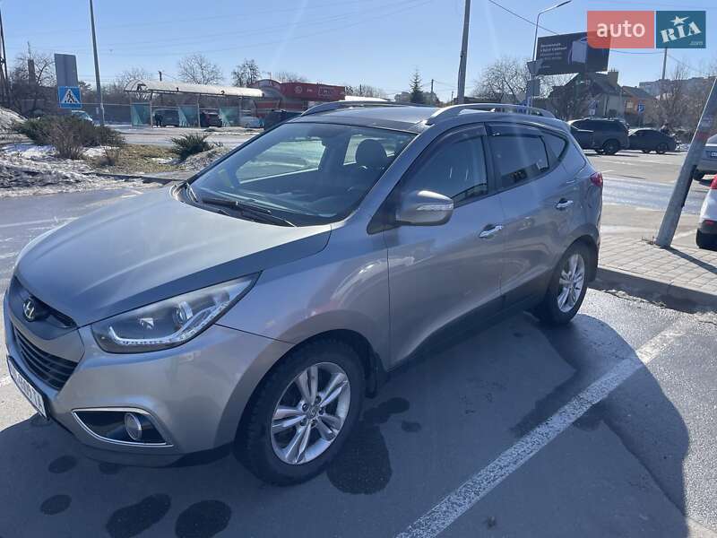 Внедорожник / Кроссовер Hyundai ix35 2012 в Киеве