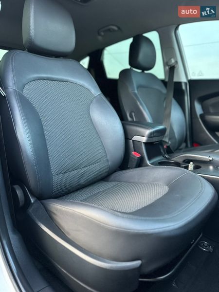 Внедорожник / Кроссовер Hyundai ix35 2012 в Луцке