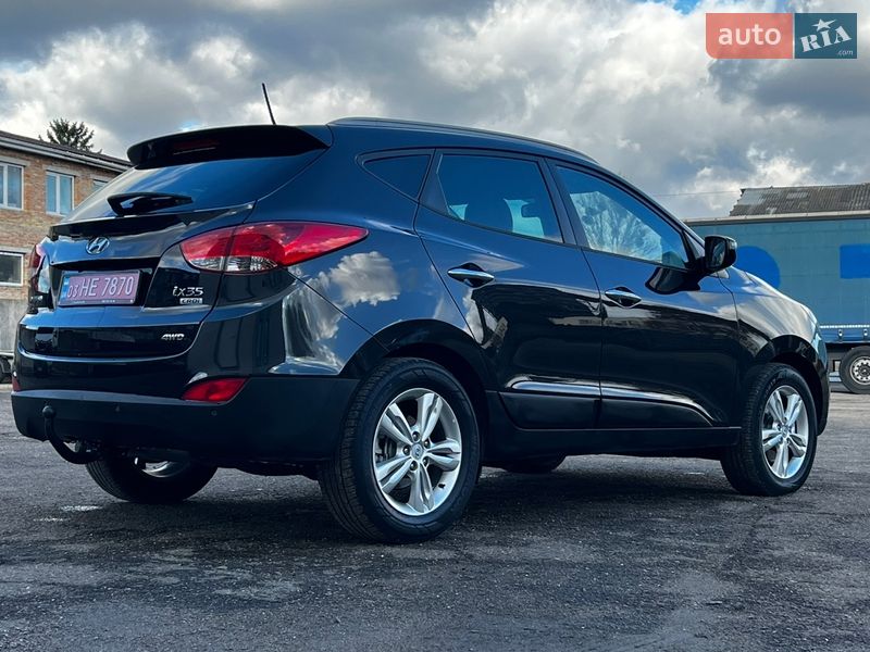 Внедорожник / Кроссовер Hyundai ix35 2010 в Луцке
