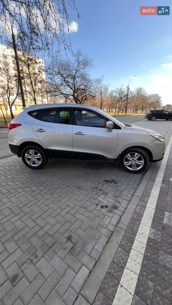 Внедорожник / Кроссовер Hyundai ix35 2011 в Николаеве