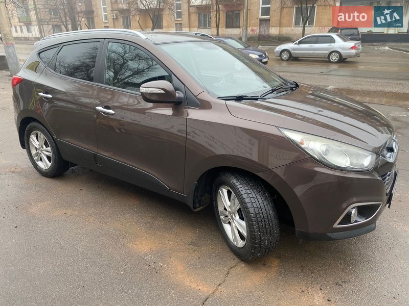 Внедорожник / Кроссовер Hyundai ix35 2013 в Кривом Роге