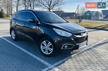 Внедорожник / Кроссовер Hyundai ix35 2013 в Черновцах