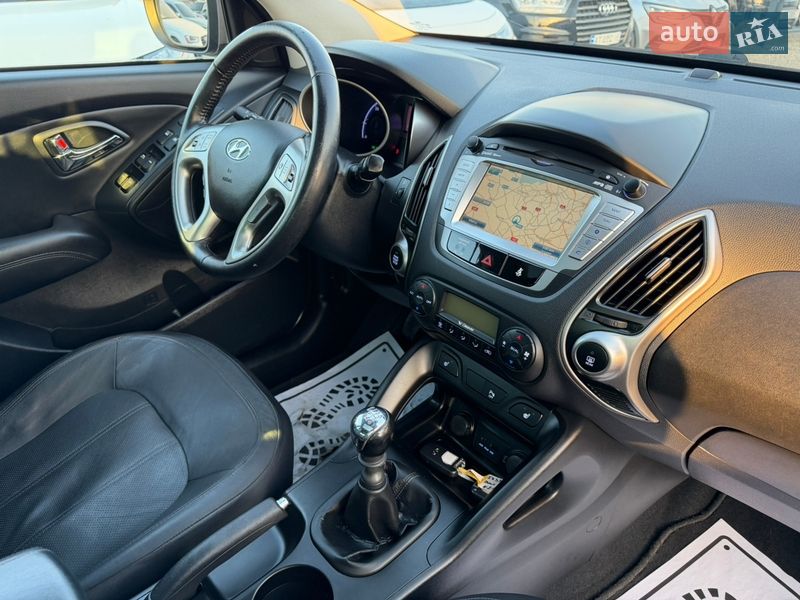 Внедорожник / Кроссовер Hyundai ix35 2012 в Ивано-Франковске