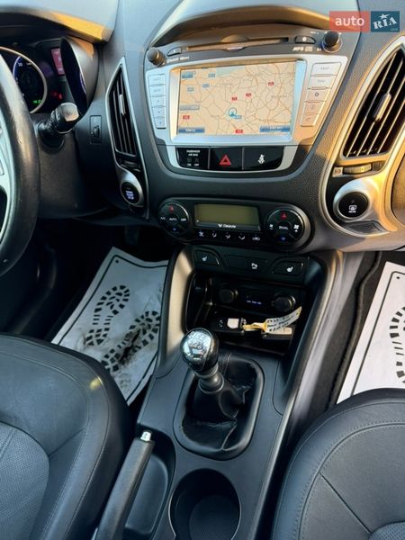 Внедорожник / Кроссовер Hyundai ix35 2012 в Ивано-Франковске