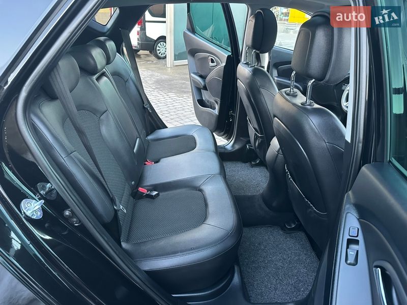 Внедорожник / Кроссовер Hyundai ix35 2012 в Дубно