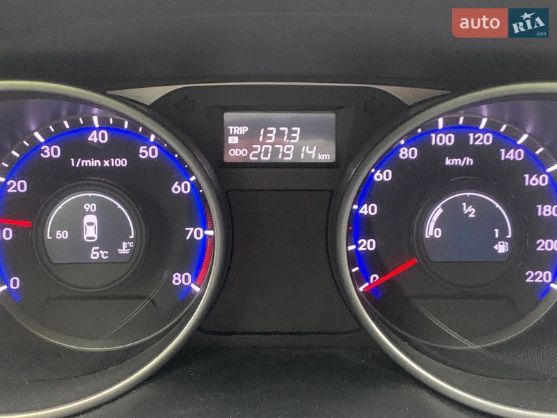 Позашляховик / Кросовер Hyundai ix35 2010 в Хмельницькому