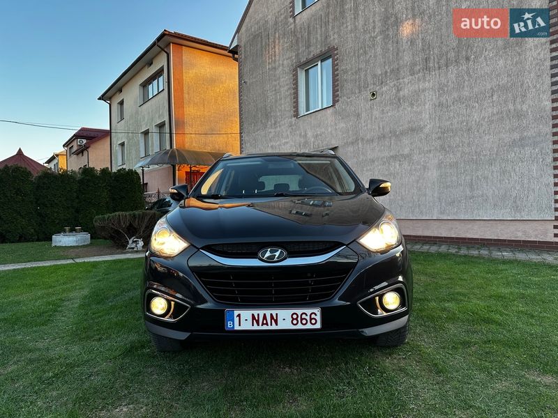 Внедорожник / Кроссовер Hyundai ix35 2011 в Ивано-Франковске