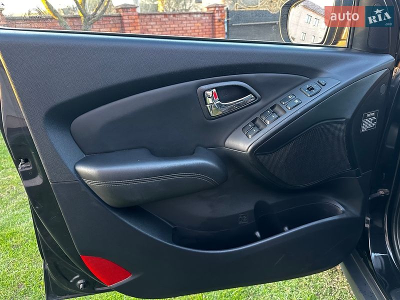 Внедорожник / Кроссовер Hyundai ix35 2011 в Ивано-Франковске