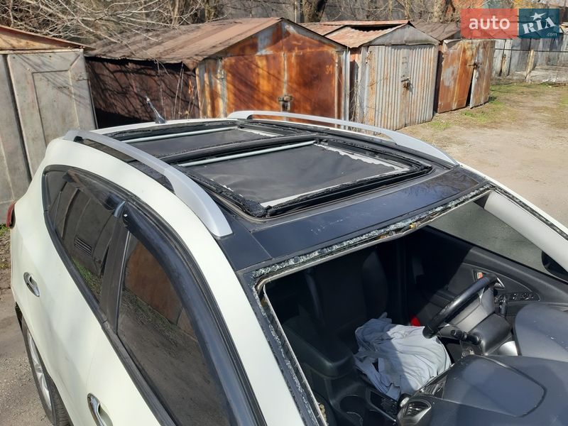 Внедорожник / Кроссовер Hyundai ix35 2010 в Запорожье