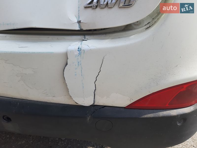 Внедорожник / Кроссовер Hyundai ix35 2010 в Запорожье