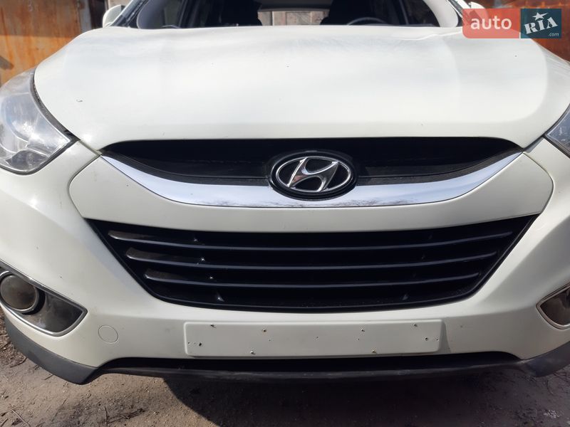 Внедорожник / Кроссовер Hyundai ix35 2010 в Запорожье
