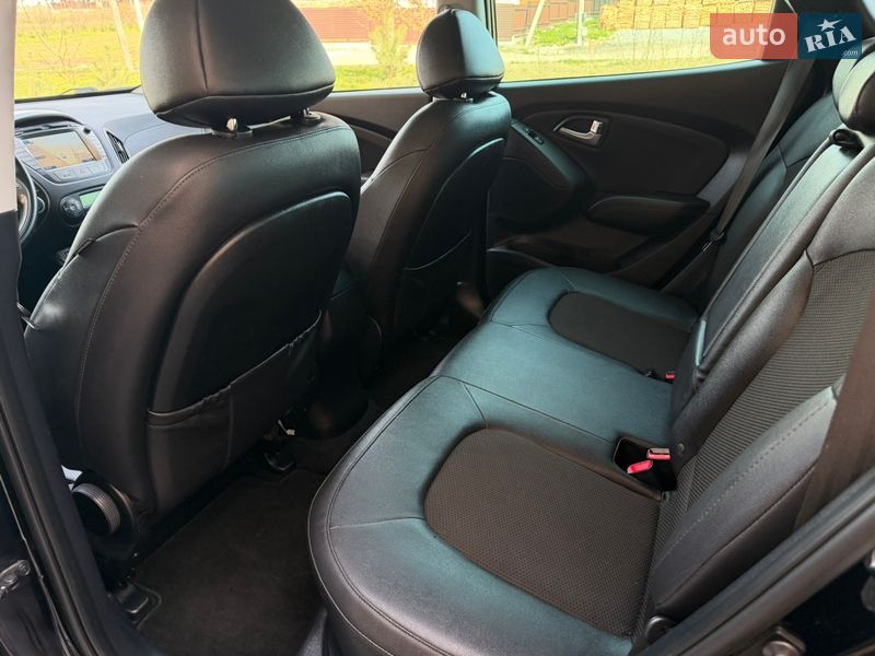 Внедорожник / Кроссовер Hyundai ix35 2015 в Львове