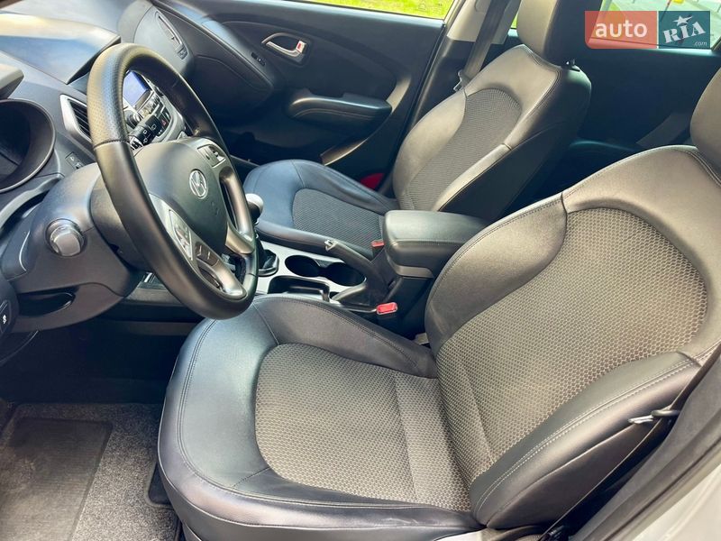 Внедорожник / Кроссовер Hyundai ix35 2012 в Киеве фото 36 Внедорожник / Кроссовер Hyundai ix35 2012 в Киеве
