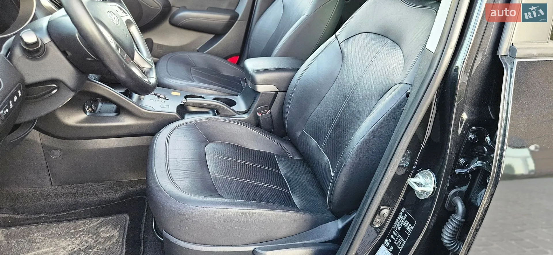 2011 Hyundai ix35 - мініатюра 2