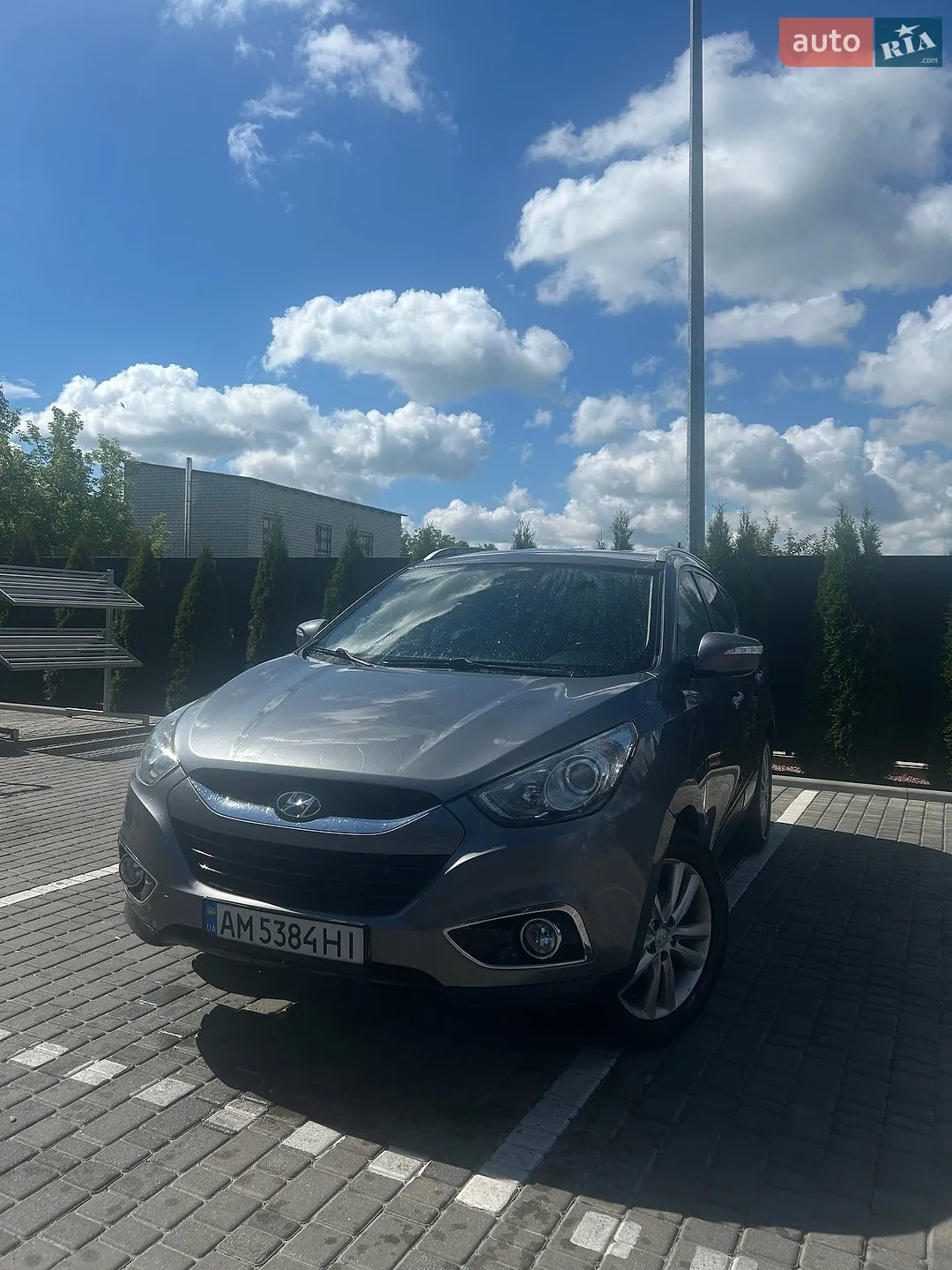 Hyundai ix35 2012 VIN TMAJU81VDCJ215684 фото оголошення 2 з 5